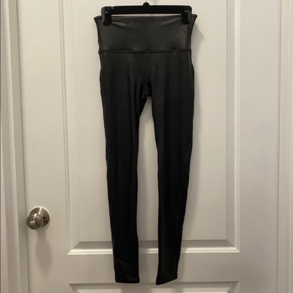 Spanx Faux Leather Leggings - Picture 7 of 7